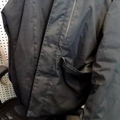 Kurtka, zgłoszono przez Qbuzz GD Groningen HS przy użyciu iLost