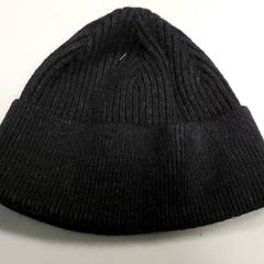 Kleding - Zwarte muts., gemeldet von Centraal magazijn über iLost