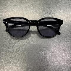 Sonnenbrille, gemeldet von IKEA Tokyo-Bay über iLost