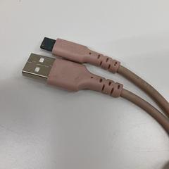 Usbケーブル, zoals gemeld door IKEA新三郷 met iLost