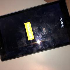 Tablet, zoals gemeld door MEININGER Hotel Berlin Airport met iLost