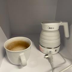 Ketlle & Cup white, gemeldet von Vrije Universiteit Brussel (VUB) über iLost