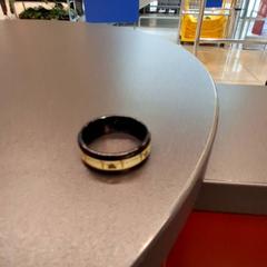 Anel, segundo informou IKEA Nice Saint Isidore usando iLost