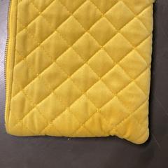 ポーチ がiLostで IKEA長久手 によって報告されました