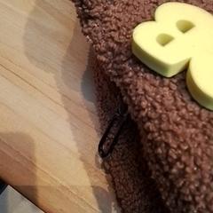 Hátizsák Bruin, amint azt Beekse Bergen Resorts en Hotel az iLost segítségével jelentette.
