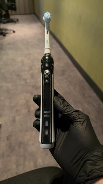 Electric toothbrush