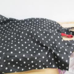 حقيبة حمل zwart met witte stippen، كما تم الإبلاغ عنه بواسطة IKEA Heerlen عبر iLost