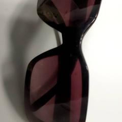 Gafas de sol zwart, ha sido reportado por Centraal magazijn con iLost