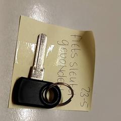 İLost kullanarak Adrz tarafından bildirildiği gibi Bisiklet anahtarı