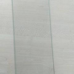 Tabletta en verre, amint azt IKEA Arlon az iLost segítségével jelentette.