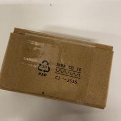 パーツの一部, jak nahlášeno IKEA横浜 pomocí iLost