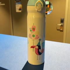 Fles, zoals gemeld door MEININGER Hotel Amsterdam City West met iLost