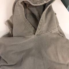 Sweater, as reported by Vrije Universiteit Brussel (VUB) using iLost