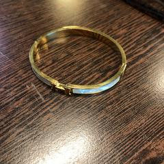 Armbandje, gemeldet von Pathé Breda über iLost