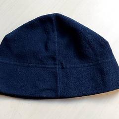 Kleding - muts blauw, a été signalé par Centraal magazijn utilisant iLost