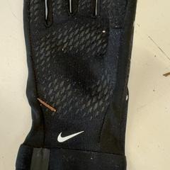 グローブ がiLostで Het Amsterdamse Winterterras によって報告されました