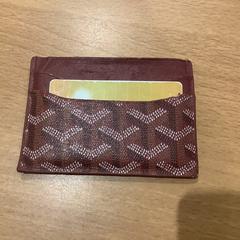 카드 소지자 Pablos Dominguez, iLost를 사용하여 Gemeente Amsterdam에 보고됨