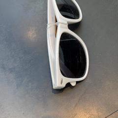 Zonnebril, zoals gemeld door Universiteit Gent - Faculteitsbibliotheek LW met iLost