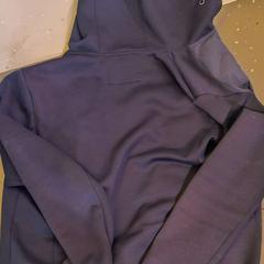 Jacke blue, gemeldet von Room Mate Bruno über iLost