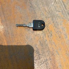 Sleutel AXA fietssleutel, segons ha informat Pathé Ede mitjançant iLost