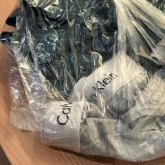 Boxer alsó Calvin Klein 4 kleuren, amint azt Van der Valk Hotel Deventer az iLost segítségével jelentette.
