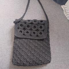 Tasje met inhoud, come riportato a iLost