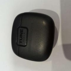 حافظة airpods noir، كما تم الإبلاغ عنه بواسطة TCL عبر iLost
