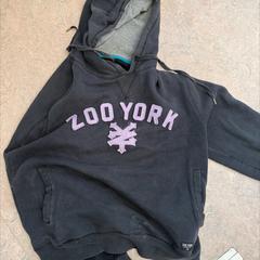 セーター がiLostで Stad Peer によって報告されました