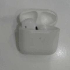 Boîtier d'écouteurs، كما تم الإبلاغ عنه بواسطة Relais Azalys عبر iLost