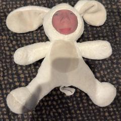 Knuffel, a été signalé par Van der Valk Hotel Utrecht utilisant iLost