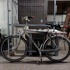 Bicicleta Gazelle Zilver/blauw, ha sido reportado por Fietsdepot Hasselt con iLost