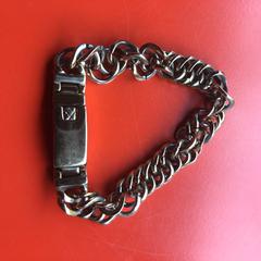 Armband, zoals gemeld door Pathé Arena met iLost