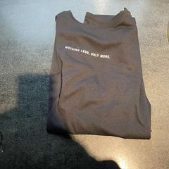 Tshirt, zoals gemeld door Hotel V Fizeaustraat met iLost