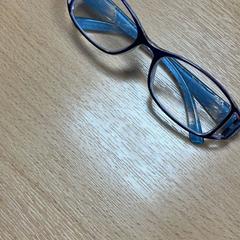 Óculos, como reportado por Sheraton Brussels Airport Hotel utilizando o iLost