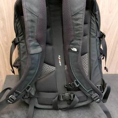 Ryggsäck zwart, rapporterat av Rotterdam The Hague Airport med iLost