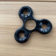 Fidget spinner Fidget Spinner, como reportado por hoop Kirche - Campus Bremen utilizando o iLost