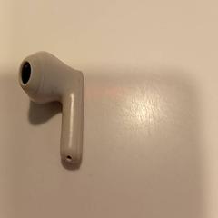 Štuple do uší, ako bolo nahlásené RAI Amsterdam pomocou iLost