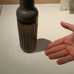 Bidon Grijs doorzichtig, jak nahlášeno IKEA Groningen pomocí iLost