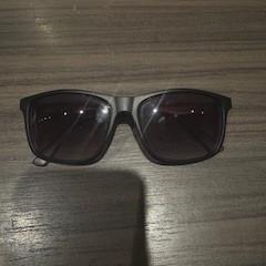 サングラス Zwart がiLostで Van der Valk Hotel Zwolle によって報告されました