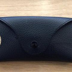 Brillenkoker met bril, zoals gemeld door Gemeente Alkmaar met iLost