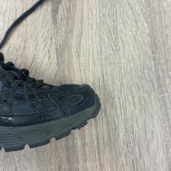 Scarpa, come riportato da Rotterdam Ahoy utilizzando iLost