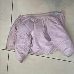 Jacket Roze, as reported by Johan Cruijff ArenA using iLost