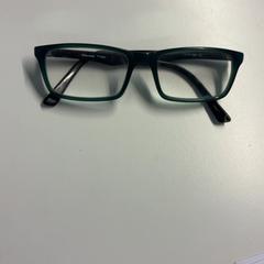 Gafas, ha sido reportado por Ziekenhuis Oost-Limburg con iLost