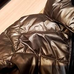 Jaqueta, segons ha informat Beekse Bergen Resorts en Hotel mitjançant iLost