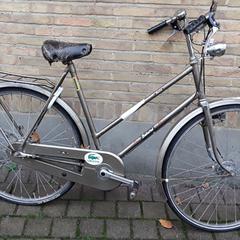 Fiets batavus  Bruin がiLostで Fietsdepot Hasselt によって報告されました