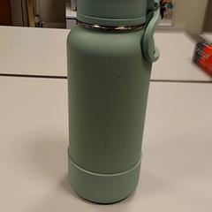 Water bottle waterfles, as reported by Vrije Universiteit Amsterdam using iLost