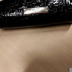 ペンケース がiLostで RET によって報告されました