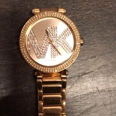 Reloj, ha sido reportado por Attractie- & Vakantiepark Slagharen con iLost