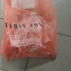 가방 - Plastic tas, iLost를 사용하여 Regio Antwerpen - Brussel에 보고됨