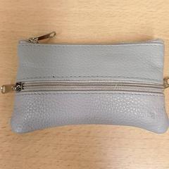 Portemonnee, segons ha informat Qbuzz GD Groningen Peizerweg mitjançant iLost